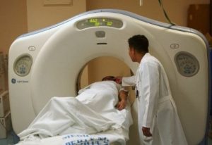el diagnostico de una protusión discal se puede dar a través de una tomografía computarizada 