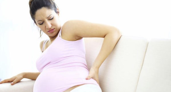 dentro del dolor de espalda en el embarazo puede aparecer el dolor lumbar es común 