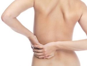 La escoliosis lumbar incluye dolor sobre la región מותני