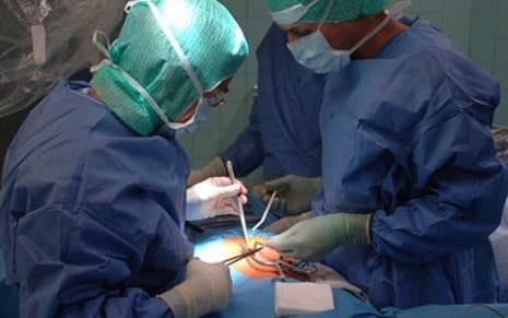 Procedimiento quirúrgico de la Vertebroplastia